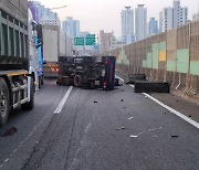 고가도로에 사고 차 버리고 도주…잡고 보니 음주운전