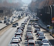 설 연휴, 경부고속 버스전용차로 운영·단속 확대