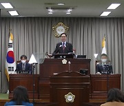 익산시의회 최종오 의장 특혜채용 논란 휘말려