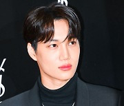 엑소 카이,'조각 같은 외모' [사진]