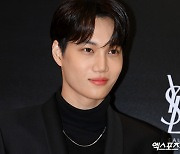 엑소 카이 '치명적인 미소'[엑's HD포토]