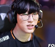 [포토] 2022 LCK 최고 선수 '제카' 김건우