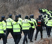 미군, 사드기지 접근 드론 격추… 이틀째 잔해 수색