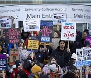 BRITAIN HEALTH PROTEST