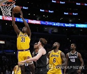 Kings Lakers Basketball