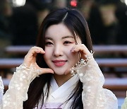 [TEN 포토] 아일리원 나유 '단아한 미모'