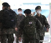 軍도 '실내 마스크' 대부분 해제… 군병원·의무대는 유지