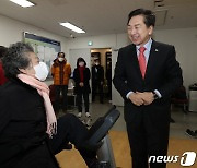 김기현 "풍요로운 한해되길" 유승민 "정치가 아픔 덜 수 있길"