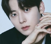 황민현, 2월 첫 솔로 앨범…"데뷔 11년 만에, 새로운 도전"