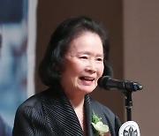 영화배우 윤정희, 파리에서 별세…향년 79세