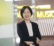 ‘트로트 박사’ 손민정 교수 “문화적 기억 녹아들어···광풍 식지 않는다”