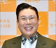 이상민, 코로나19 확진…"모든 녹화 미뤄, 25일 재개 예정" [공식입장]