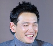 황정민, ‘교섭’ 원하는 관객 수 “투자한 만큼은…” 손익분기점 언급(라디오쇼)