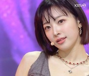 "라이브 맞아?" 하이키, '뮤뱅' 달군 CD 삼킨 무대 '건물 사이에 피어난 장미'