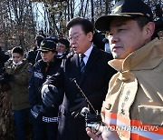 이재명 대표, 구룡마을 화재 현장 방문