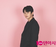 [단독]강기둥 "동갑내기였던 故 이힘찬 PD, 응급실도 같이 가준 친구였는데"[인터뷰①]