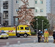 설 연휴 첫날 전주 아파트 17층서 불…인명피해 없어