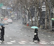 [내일날씨]설날 전국 곳곳에 눈·비…빙판길 유의