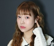 '맑은 눈의 광인' 김아영