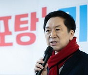 김기현 "민방위법 여성 반발? 늘 있는 것"…초선 집단 나경원 압박엔 "표현자유"