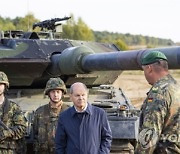 우크라 탱크 지원 주저하는 독일…"조만간 결정"