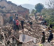 네팔서 규모 5.9 지진 발생…최소 1명 숨져