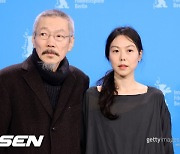 감독 홍상수♥︎제작실장 김민희, '물안에서' 또 베를린 초청 쾌거..8년♥︎ 굳건 [종합]