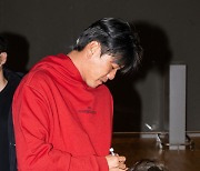 김광현,'아들과 함께 하는 팬사인회' [사진]