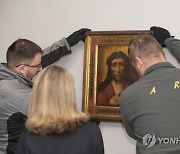 Spain Poland Looted Art