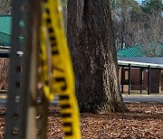 '6세 제자' 총에 맞은 美 초등학교 교사, 학교 상대로 고소