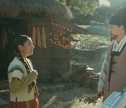 [TV 엿보기] '유세풍2' 김상경·김수안 부녀에게 닥친 위기…"깊은 부정 느낄 수 있을 것"
