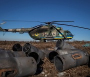 우크라군 “솔레다르 잃었다”…러시아군, 바흐무트 진격 채비