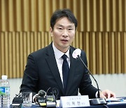 "정상영업 반대" 은행 노조에 금감원장 경고…"불법 행위 강경 대응"