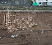 천년만에 햇빛… 제주 고려시대 절터서 ‘금동다층소탑’