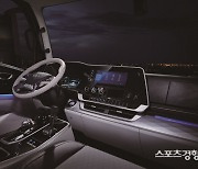 타타대우상용차, 새로운 준중형트럭 ‘2023 더쎈’ 실내 공개