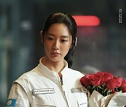 클라라 출연작 ‘유랑지구2’ 흥행 돌풍...中 박스오피스 1위