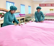[한반도의 오늘] 북한, '비단 본가' 중국 공략 가속…작년 수출 3.3배로 급증