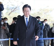 [뉴스초점] 이재명 두번째 검찰 출석…대장동 '몸통' 의혹 조사