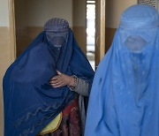 국제적 비판에도···탈레반, 여학생 대입시험 응시 금지