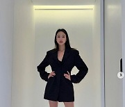 '신혼' 손연재, 각선미 강조한 깜짝 하의실종 패션