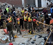 파키스탄 자폭테러 사상자 계속 증가