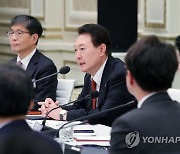 尹대통령 "주인없는 기업, 투명한 지배구조 만들어야"(종합2보)