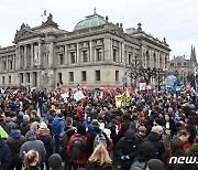 [포토] 프랑스 연금개혁 반대 2차 시위 시작