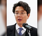 외교부, ‘나경원 후임’ 조홍식 기후환경대사에 임명장