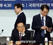 비명계, 이재명 앞에서 “단일대오 좋은 건지 모르겠다”