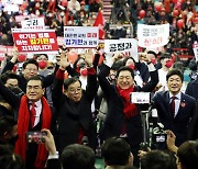 국민의힘 최고위원 선거, '윤심' 김기현을 잡아라