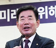 국회의장 “의원 수 늘리고 예산은 동결”…‘尹 공감대’ 강조