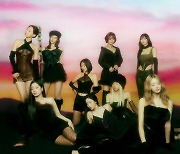 트와이스, 美 빌보드 '핫 100' 또 진입…9년 차에도 '글로벌 성장세' 지속