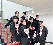 BTS '프루프' 빌보드 앨범 33주 차트인…뉴진스는 역주행