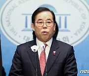 박성중 "이준석, 당원권 정지기간 중 후원회장은 불법 선거개입"